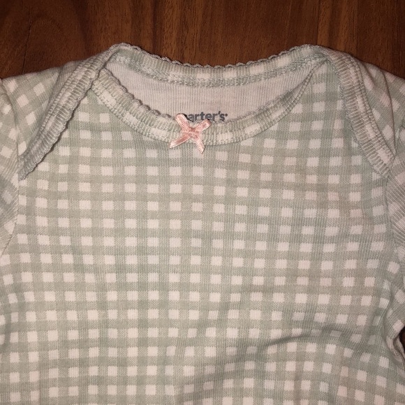 Baby girl gown - Picture 2 of 4